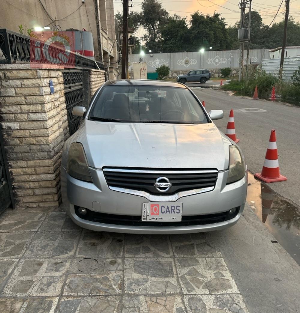 نيسان ألتيما